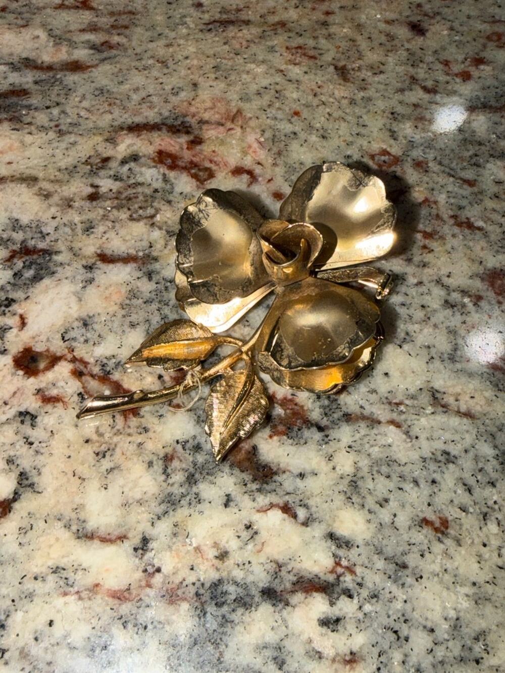 Vintage Gold Tone Rose Brooch Pin